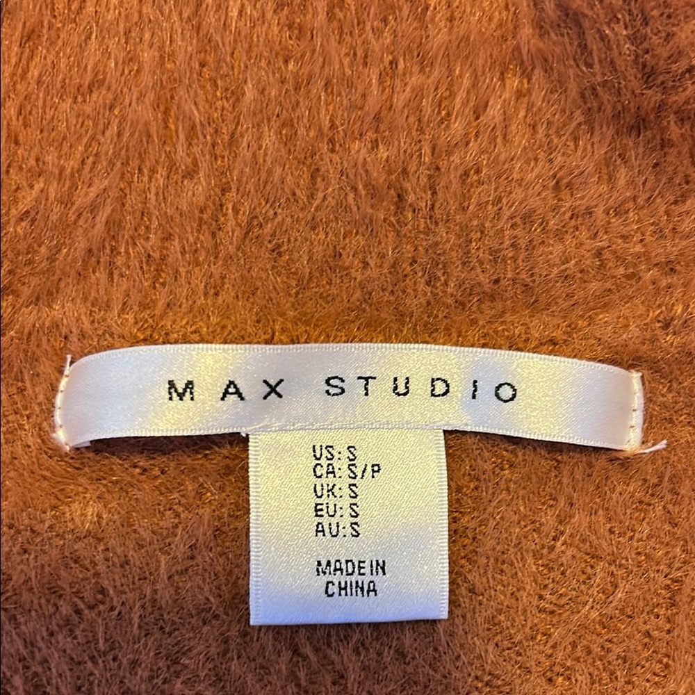 Max Studio Brown Sweater